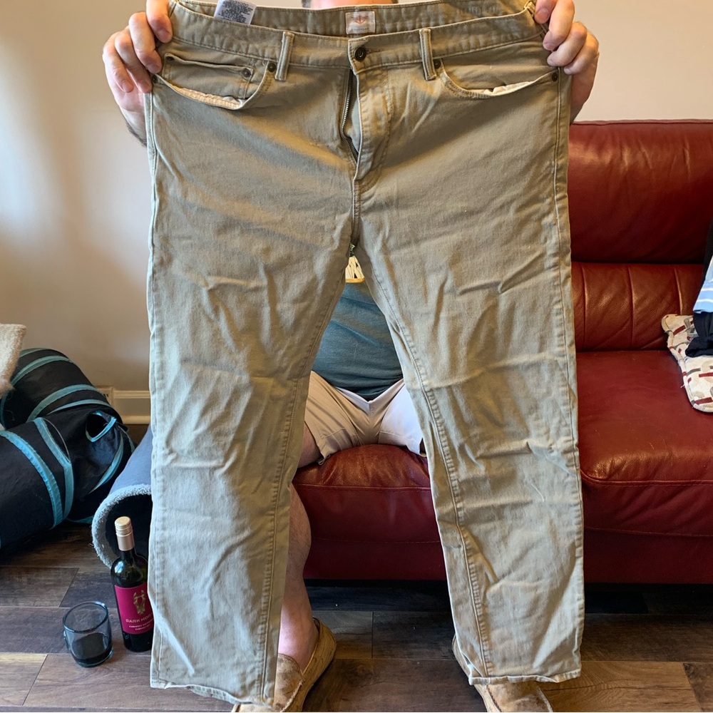 Men’s khaki dockers dress pants